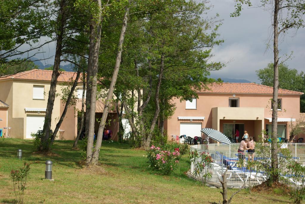 Chez Twin&Twin Apartment Santa-Maria-Poggio  Екстериор снимка